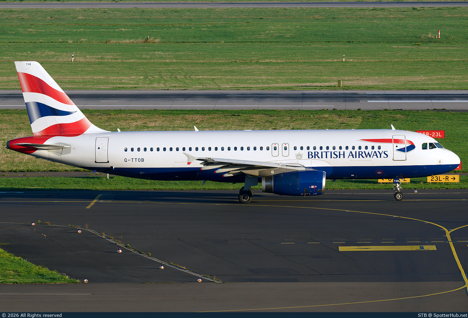 Photo of G-TTOB - Airbus A320-232 operated by British Airways