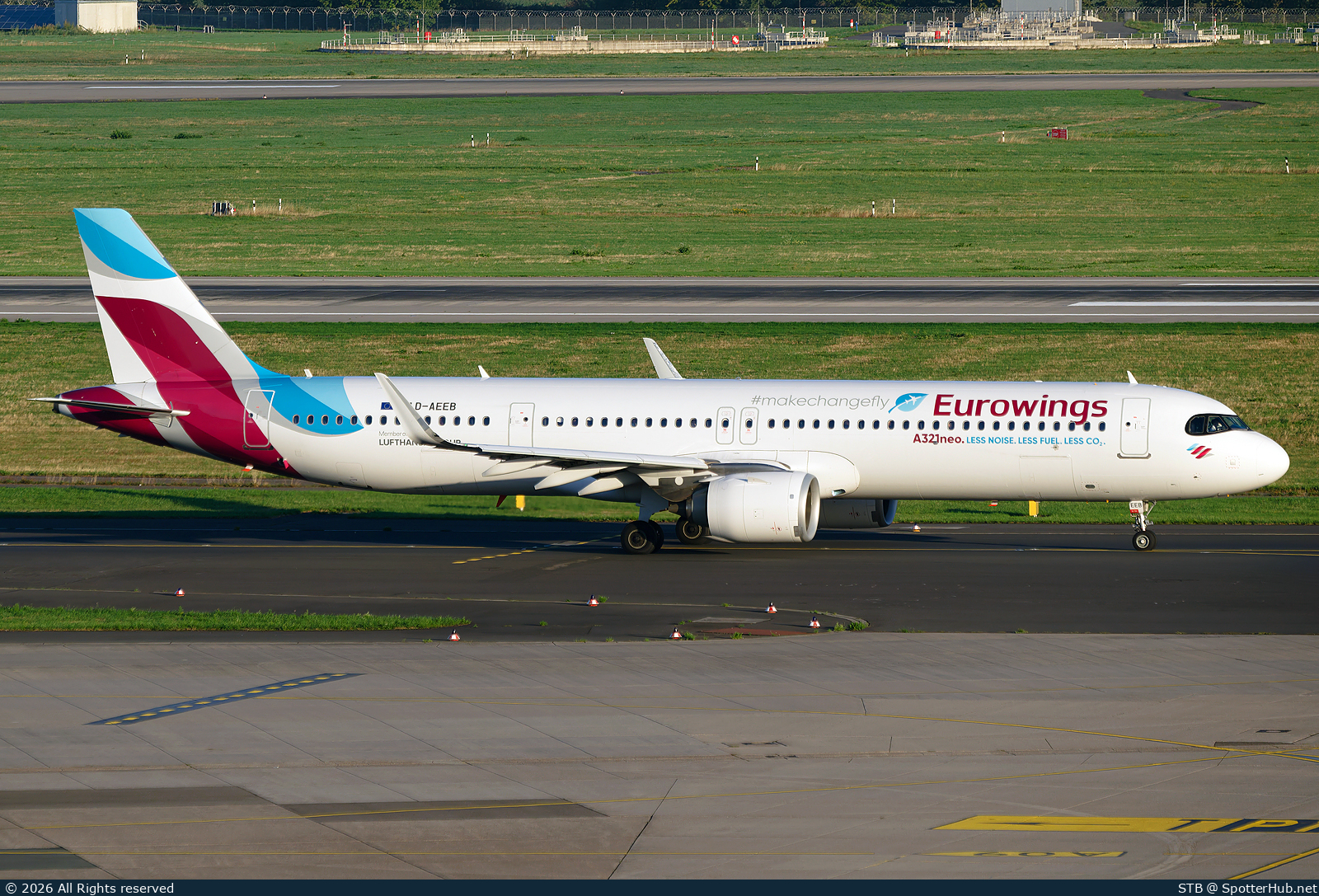Photo of D-AEEB - Airbus A321-251NX operated by Eurowings