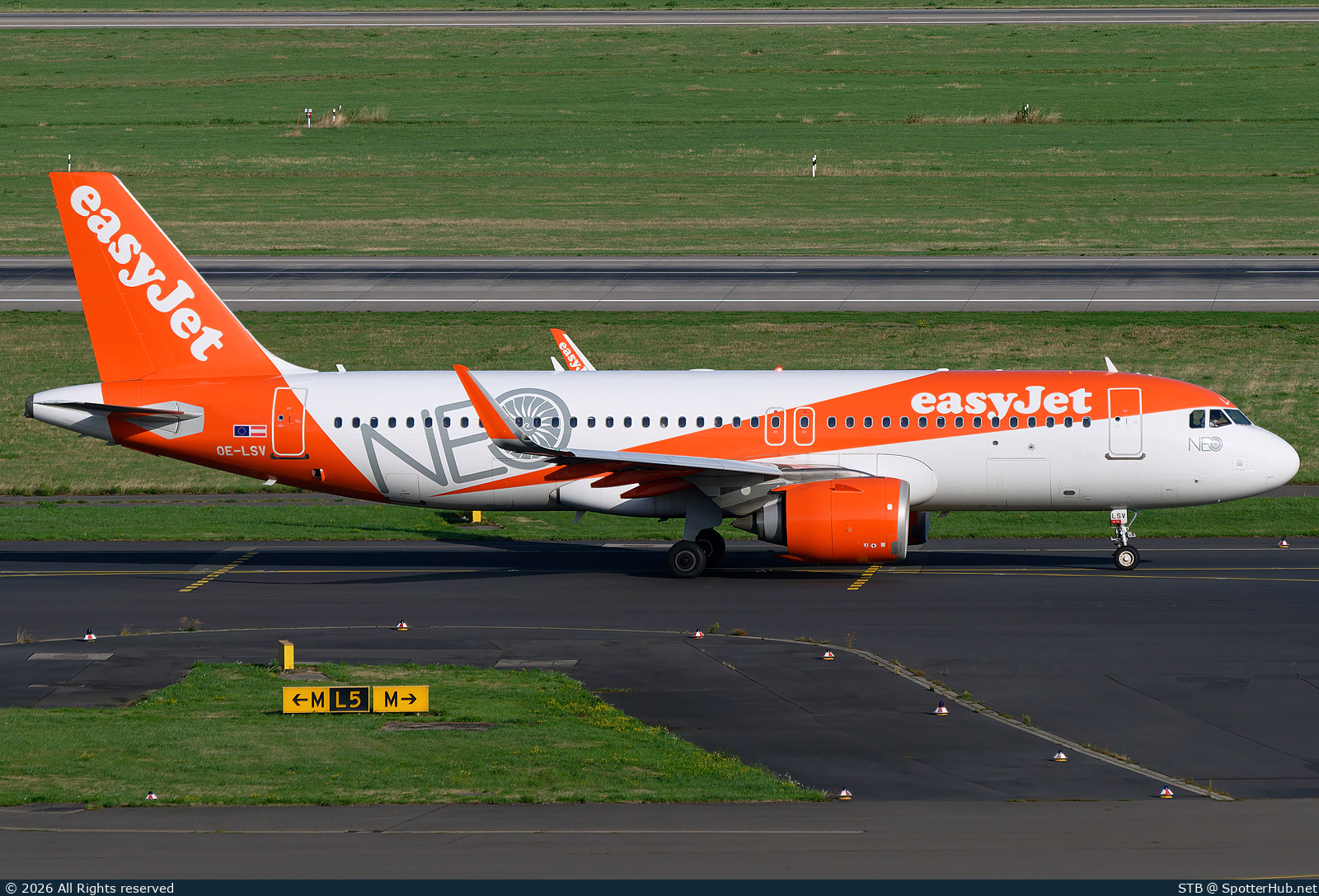 Photo of OE-LSV - Airbus A320-251N operated by easyJet Europe
