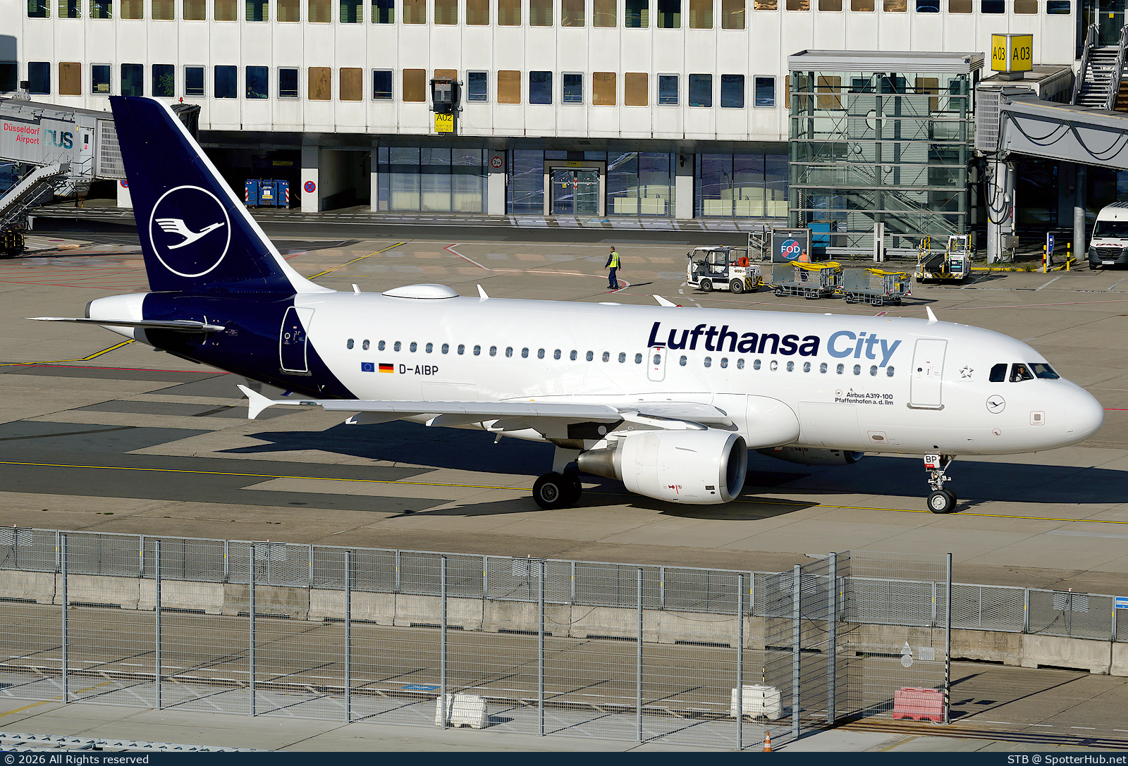 Photo of D-AIBP - Airbus A319-112 operated by Lufthansa CityLine