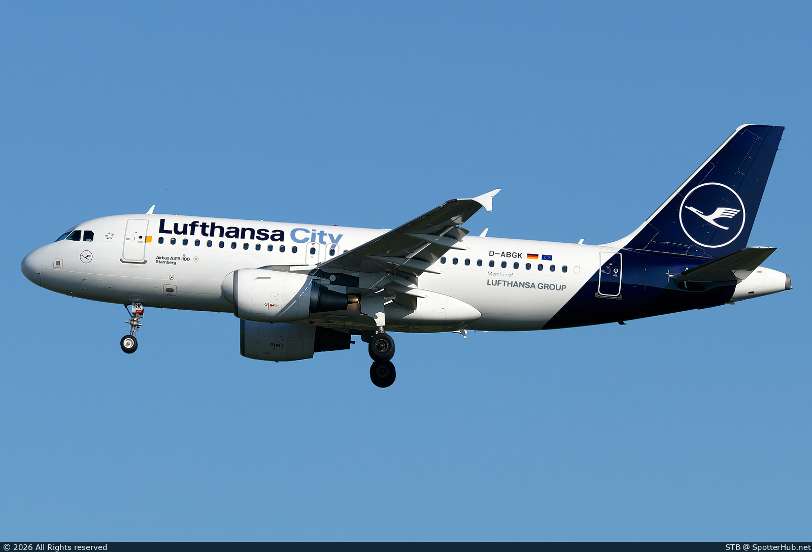 Photo of D-ABGK - Airbus A319-112 operated by Lufthansa City Airlines