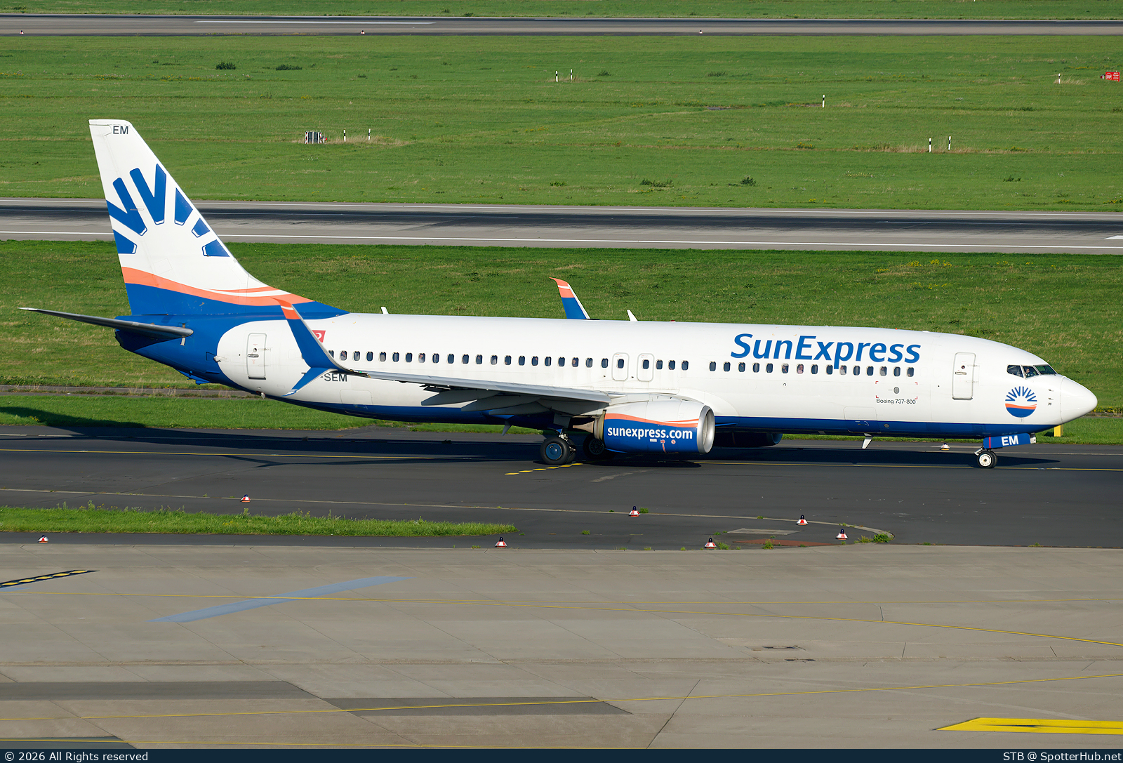 Photo of TC-SEM - Boeing 737-8HC operated by SunExpress