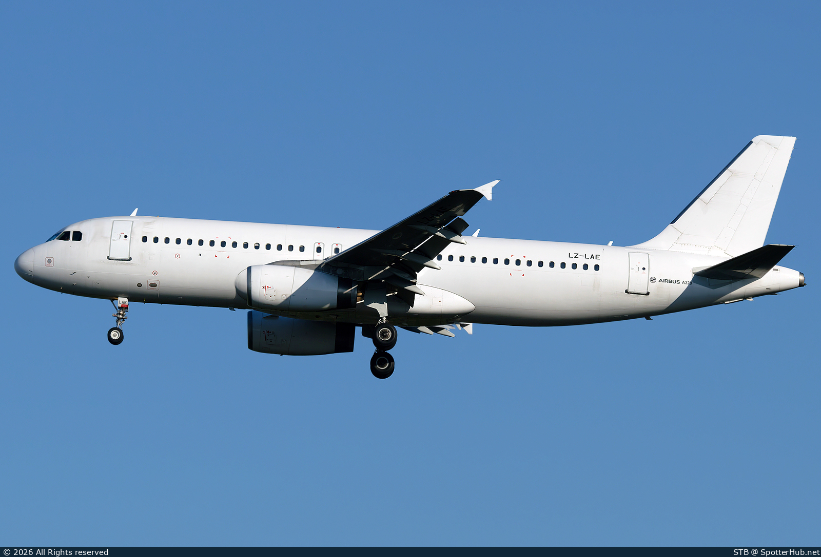 Photo of LZ-LAE - Airbus A320-231 operated by European Air Charter
