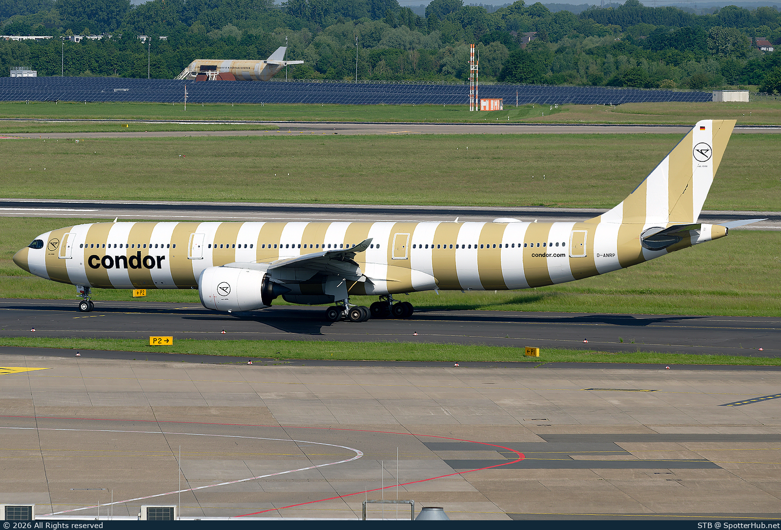 Photo of D-ANRP - Airbus A330-941 operated by Condor