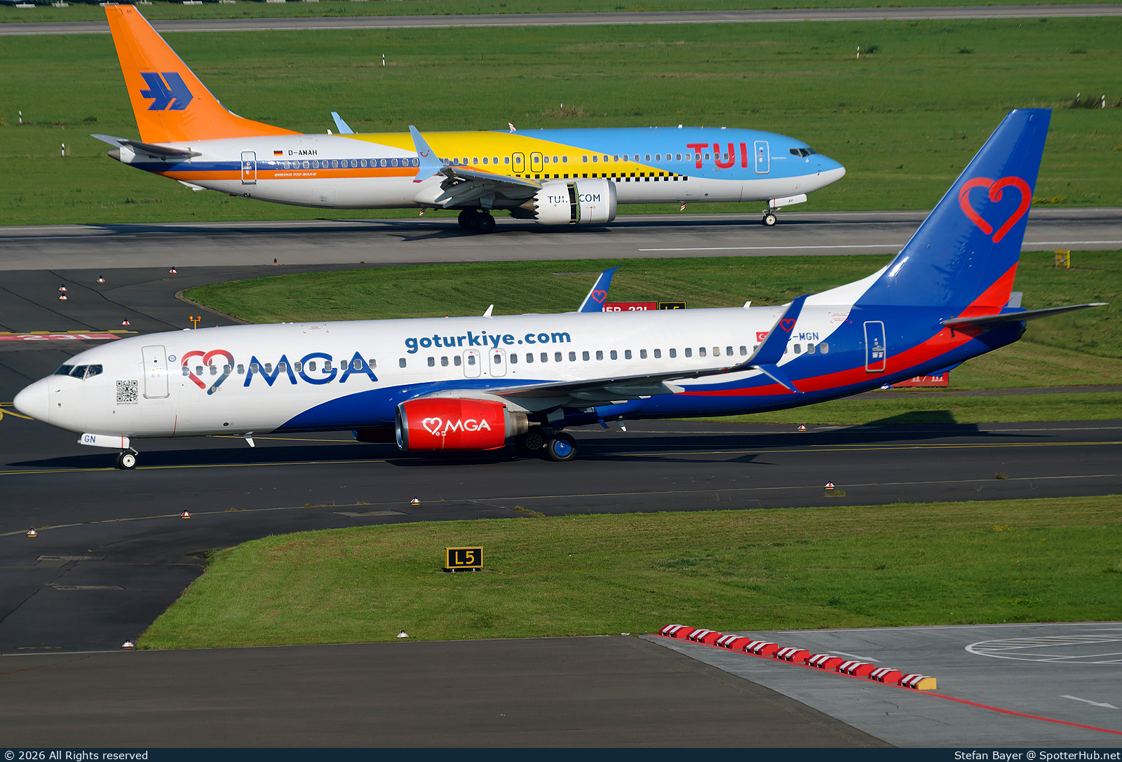 Photo of TC-MGN - Boeing 737-8S3 operated by Mavi Gök Airlines