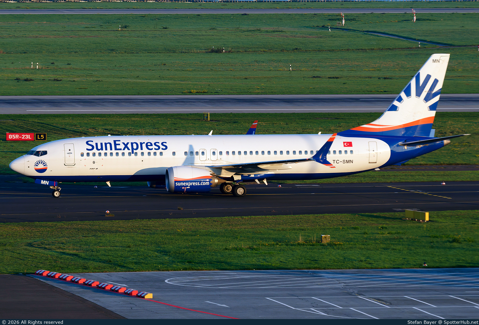 Photo of TC-SMN - Boeing 737 MAX 8 operated by SunExpress