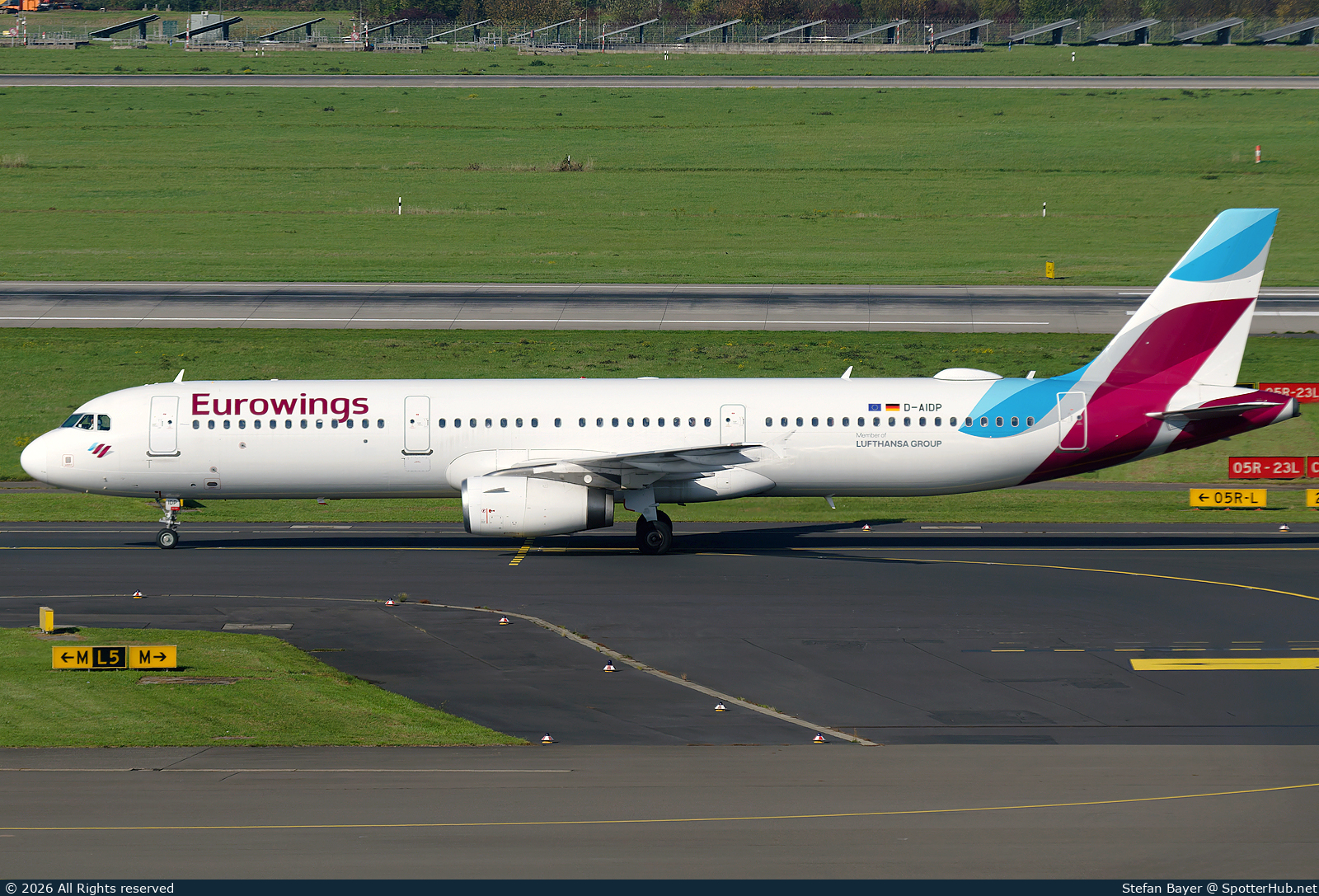 Photo of D-AIDP - Airbus A321-231 operated by Eurowings