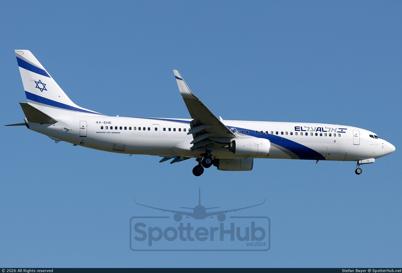 Photo of 4X-EHE - Boeing 737-958(ER) operated by El Al Israel Airlines