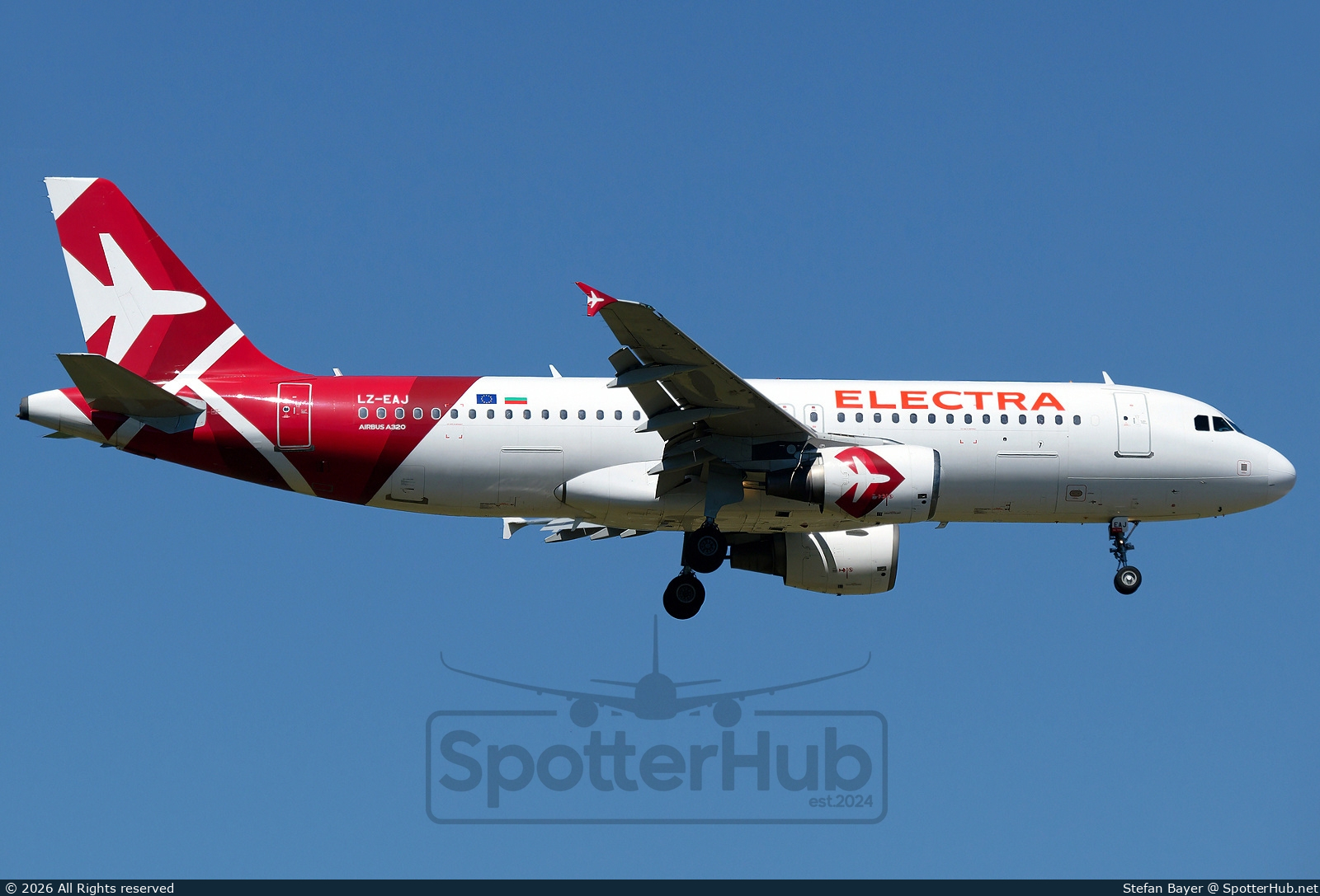 Photo of LZ-EAJ - Airbus A320-214 operated by Electra Airways