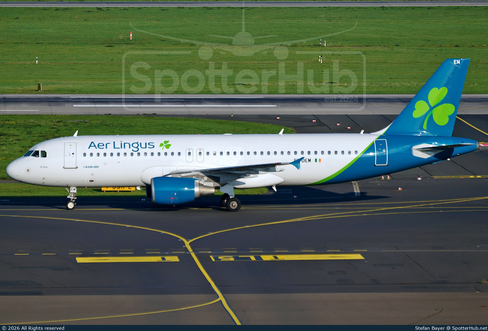 Photo of EI-DEM - Airbus A320-214 operated by Aer Lingus