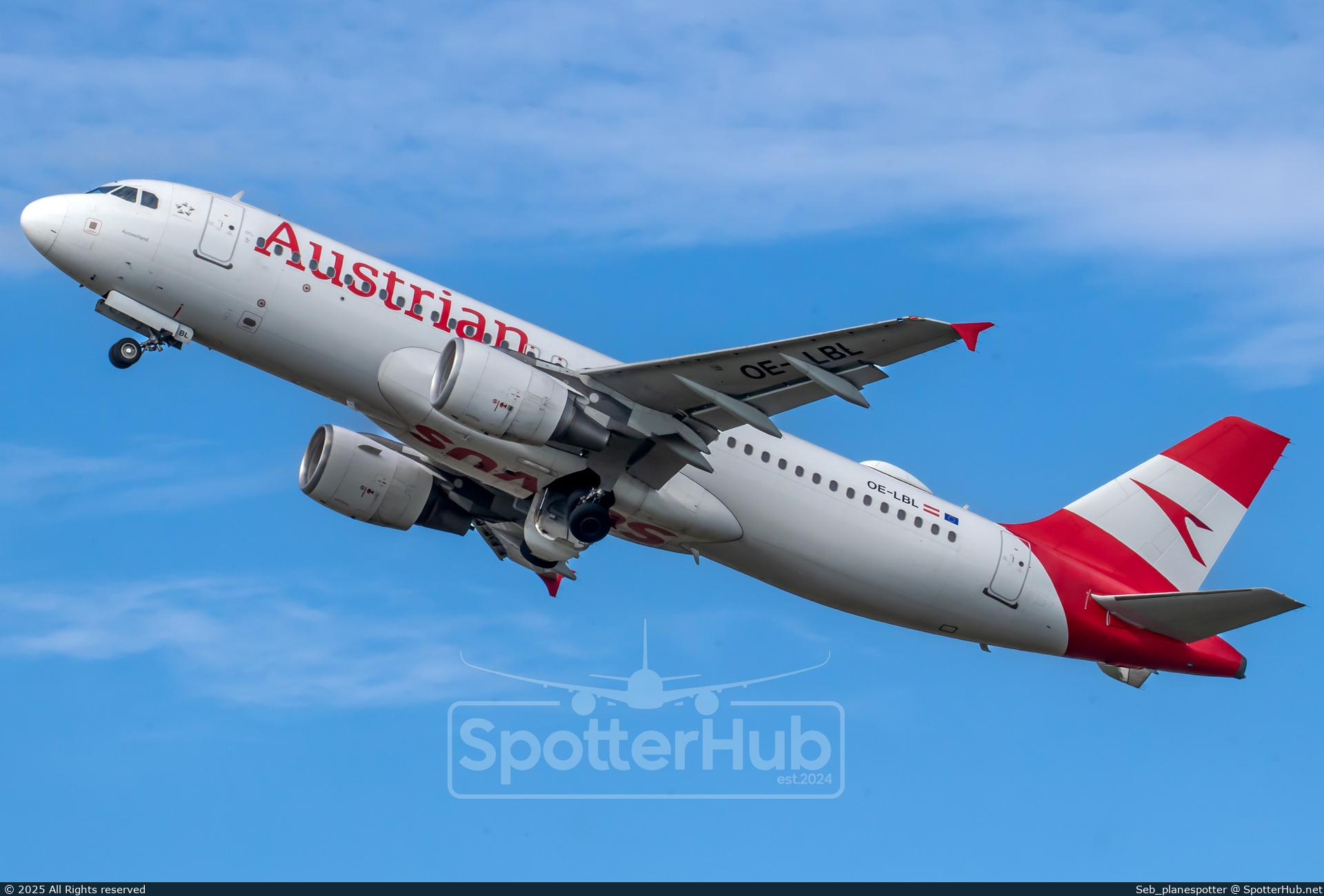 Photo of OE-LBL - Airbus A320-214 operated by Austrian Airlines