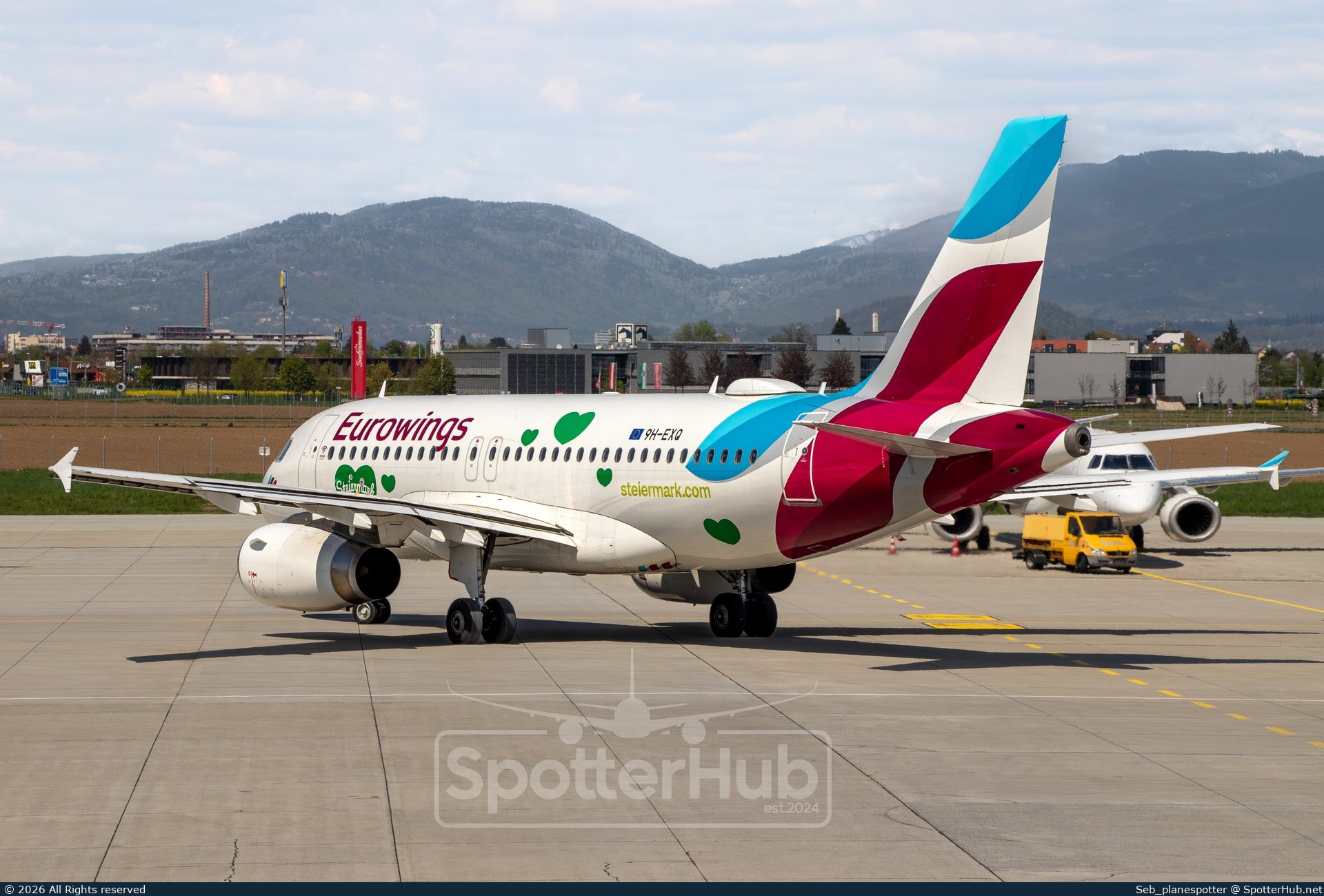 Photo of 9H-EXQ - Airbus A319-132