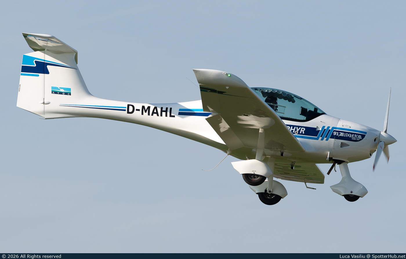 Photo of D-MAHL - ATEC 122 Zephyr 2000 operated by Private