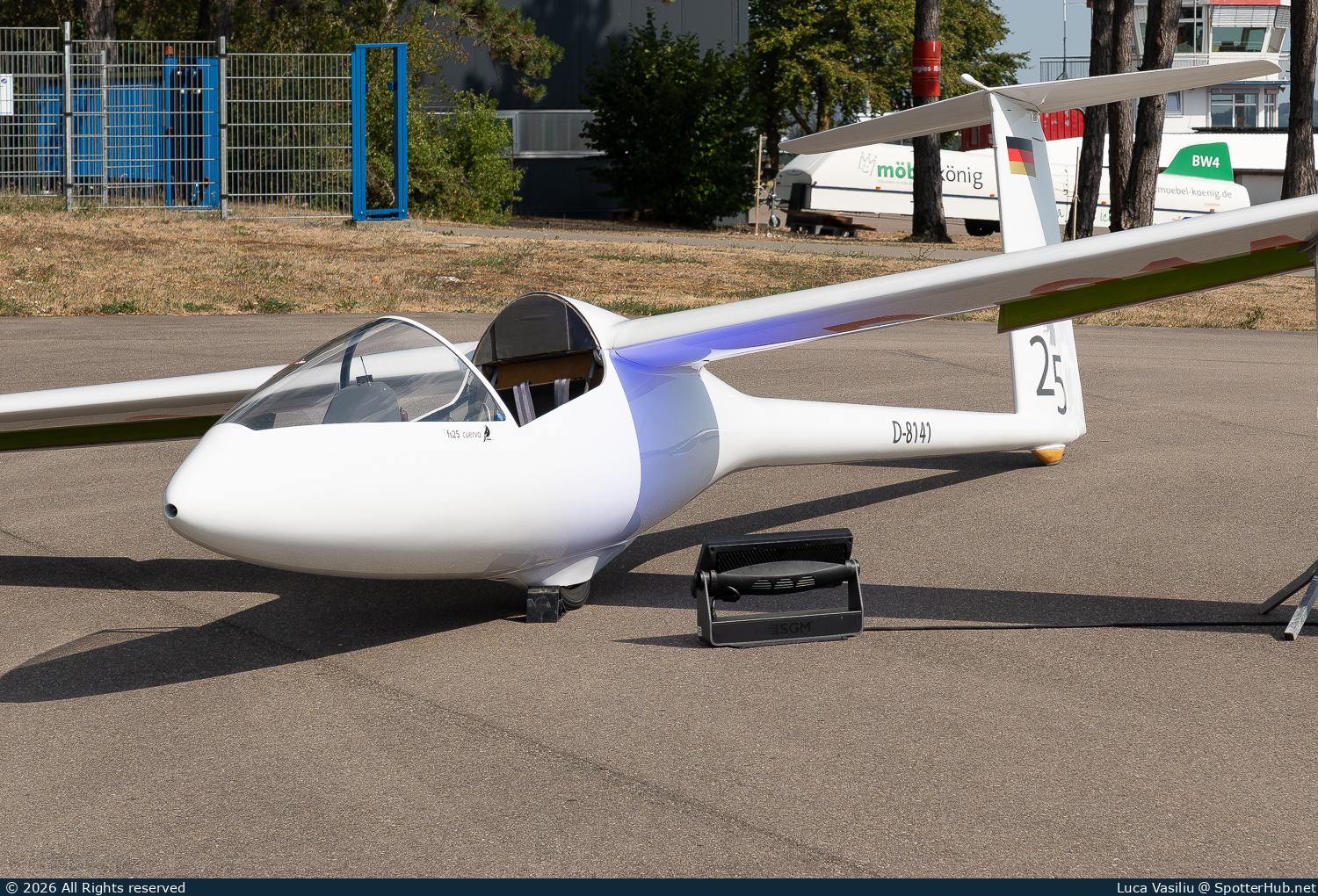 Photo of D-8141 - Akaflieg Stuttgart fs25 cuervo operated by Private