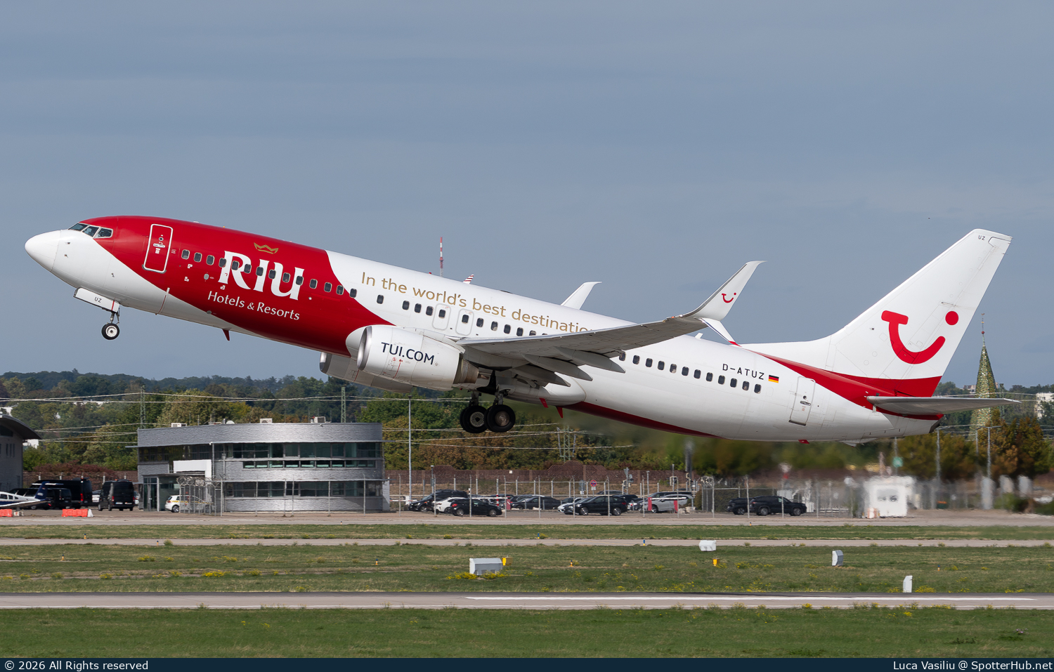 Photo of D-ATUZ - Boeing 737-8K5 operated by TUIfly