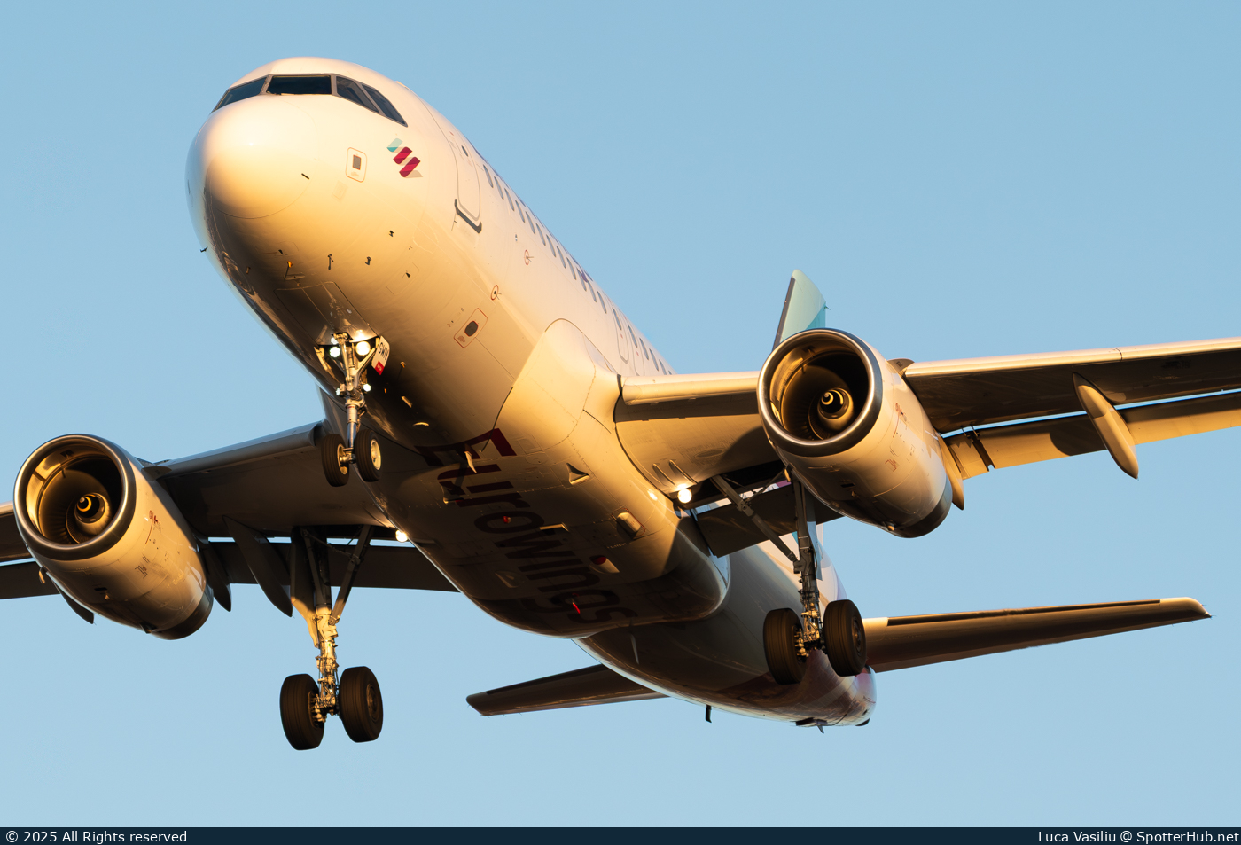 Photo of D-AGWN - Airbus A319-132 operated by Eurowings