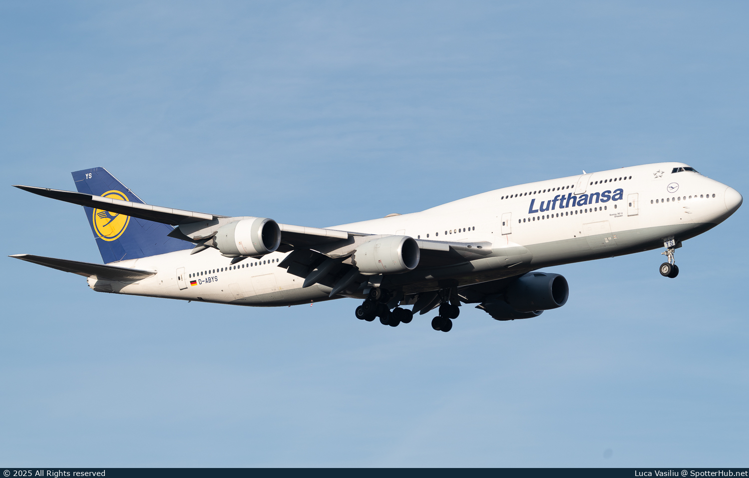 Photo of D-ABYS - Boeing 747-830 operated by Lufthansa