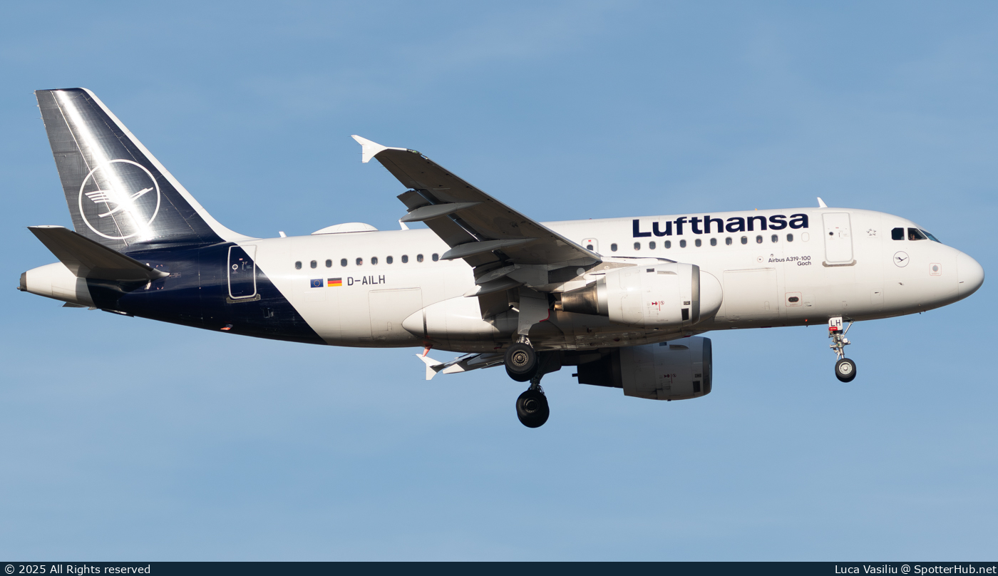 Photo of D-AILH - Airbus A319-114 operated by Lufthansa
