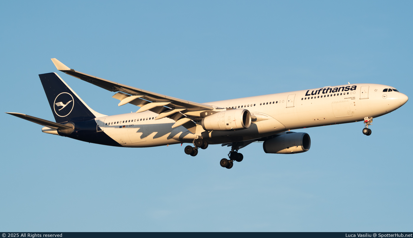 Photo of D-AIKS - Airbus A330-343 operated by Lufthansa