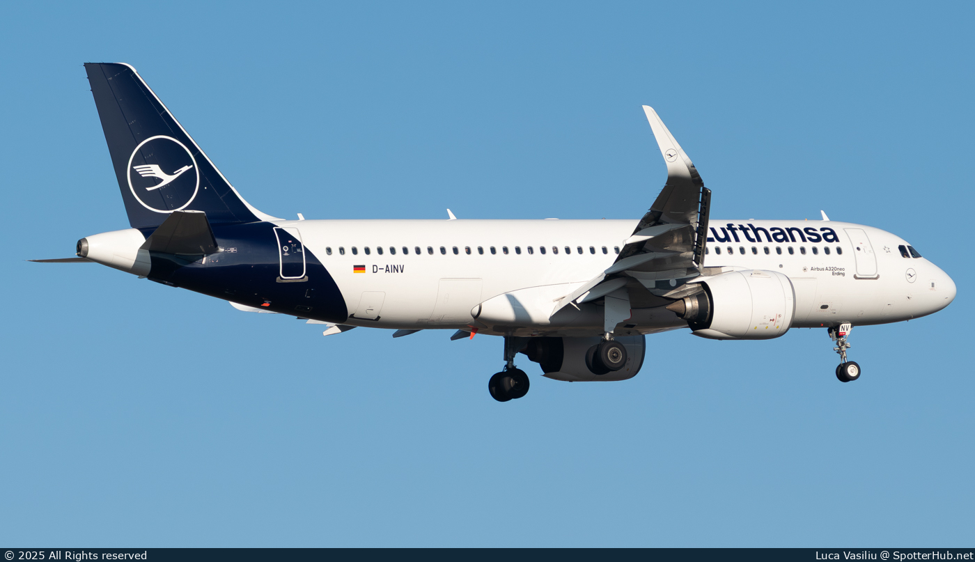 Photo of D-AINV - Airbus A320-271N operated by Lufthansa