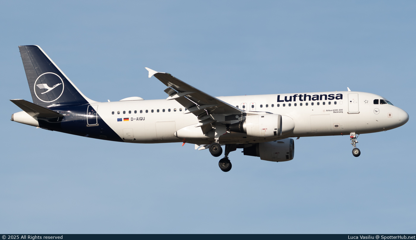 Photo of D-AIQU - Airbus A320-211 operated by Lufthansa