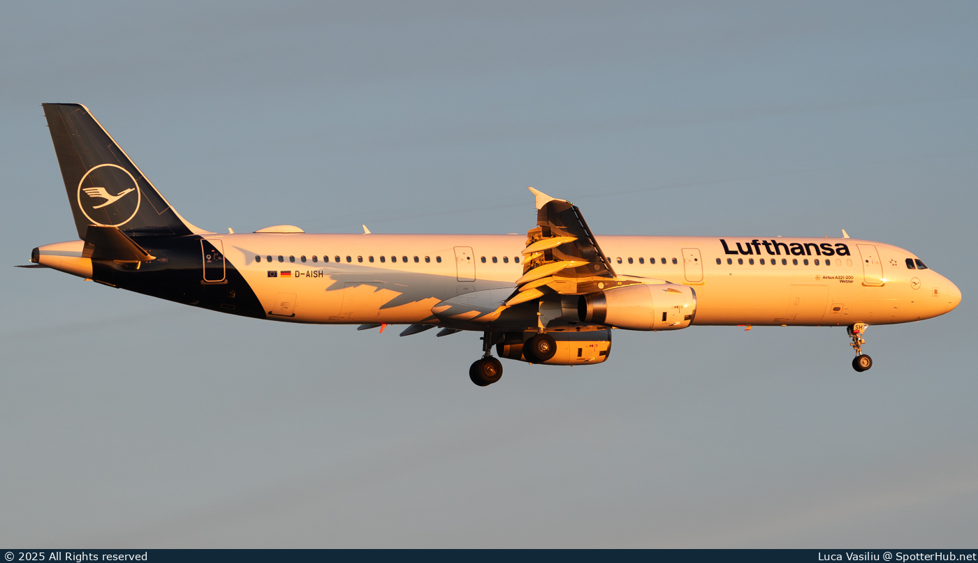 Photo of D-AISH - Airbus A321-231 operated by Lufthansa