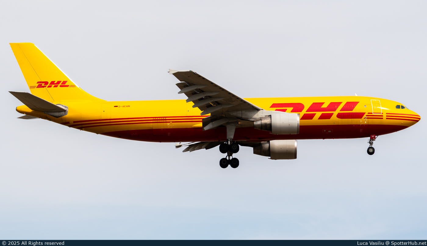 Photo of D-AEAN - Airbus A300B4-622R(F) operated by European Air Transport