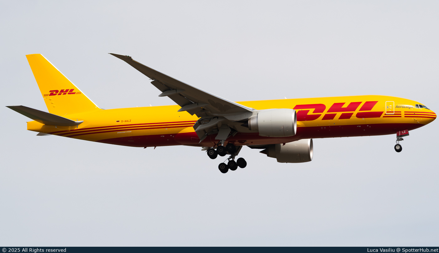 Photo of D-AALZ - Boeing 777-F operated by AeroLogic