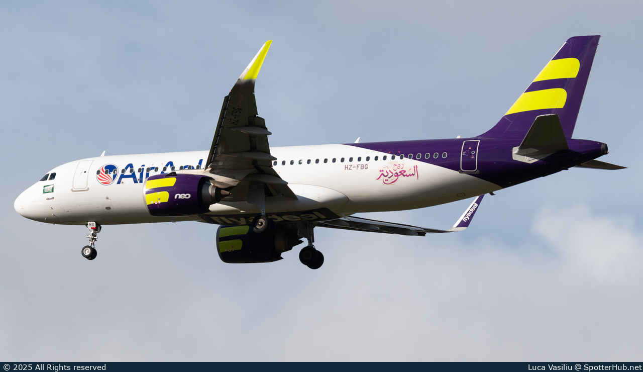 Photo of HZ-FBG - Airbus A320-251N operated by Air Anka (opb flyadeal)