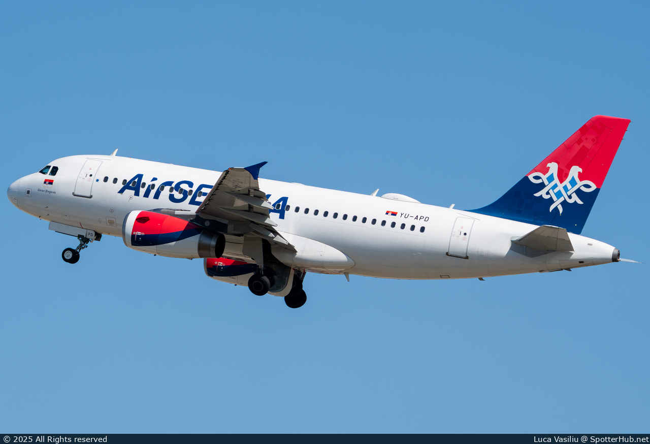 Photo of YU-APD - Airbus A319-132 operated by Air Serbia