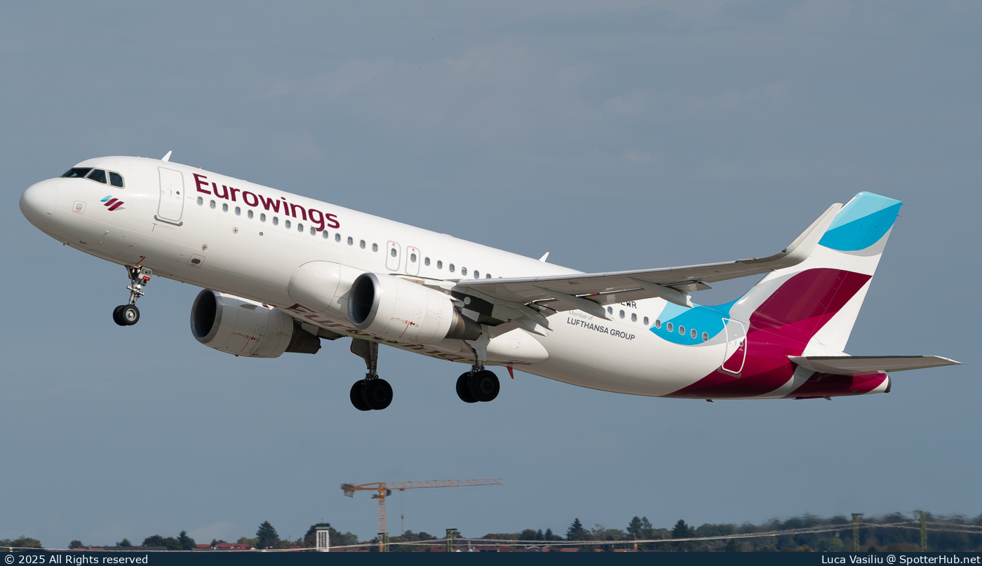 Photo of D-AEWR - Airbus A320-214 operated by Eurowings