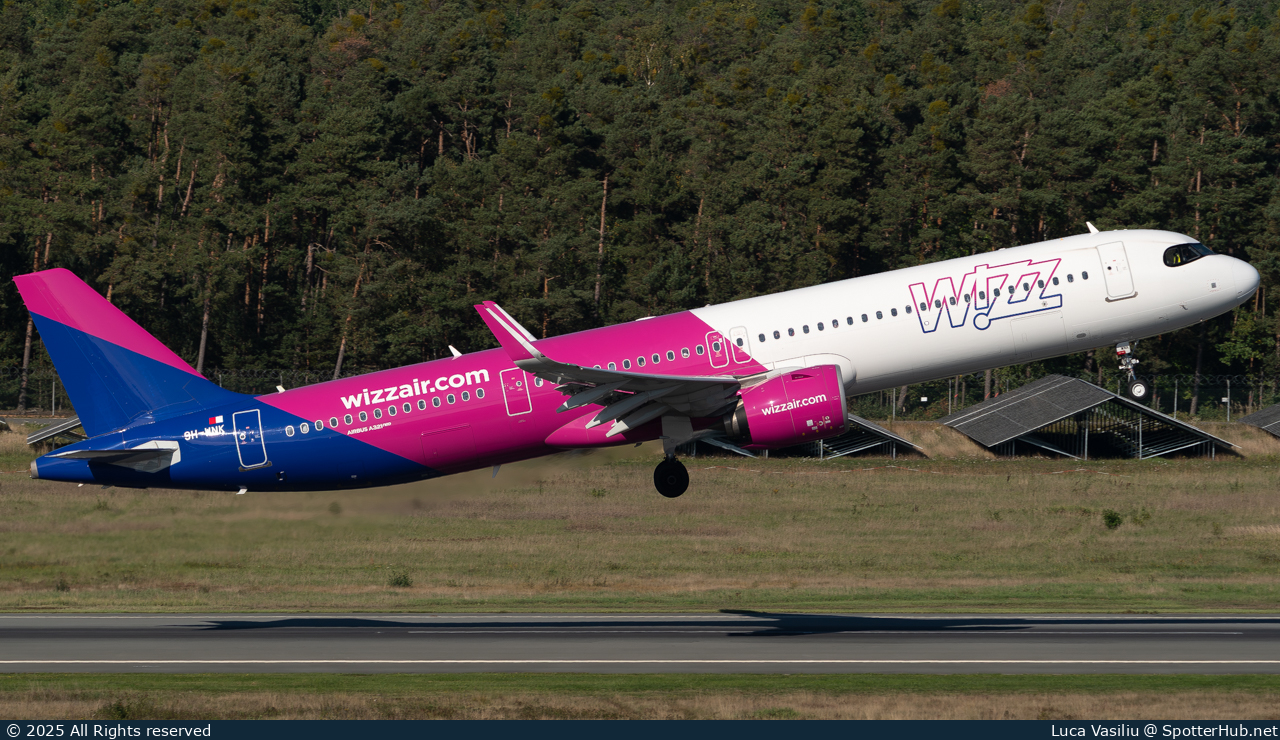 Photo of 9H-WNK - Airbus A321-271NX operated by Wizz Air Malta