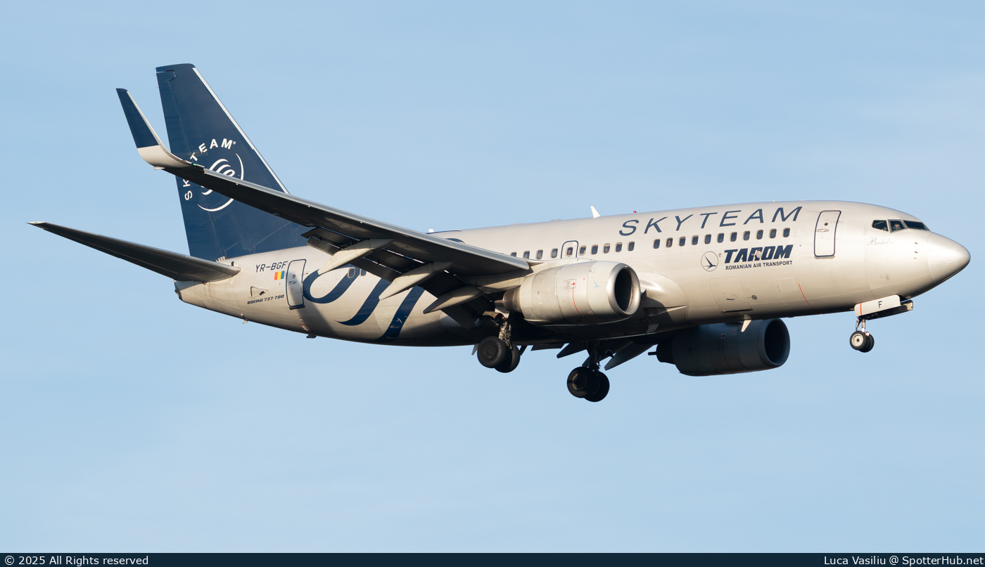 Photo of YR-BGF - Boeing 737-78J operated by Tarom - Romanian Air Transport