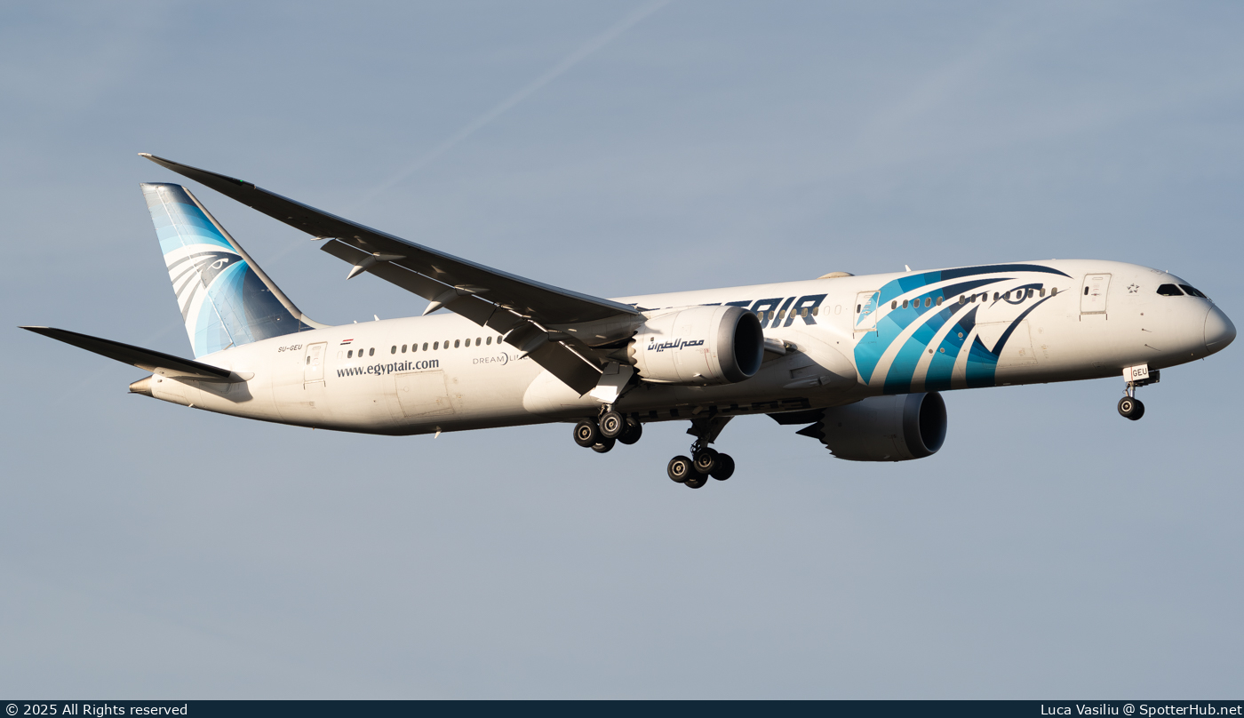 Photo of SU-GEU - Boeing 787-9 Dreamliner operated by Egyptair