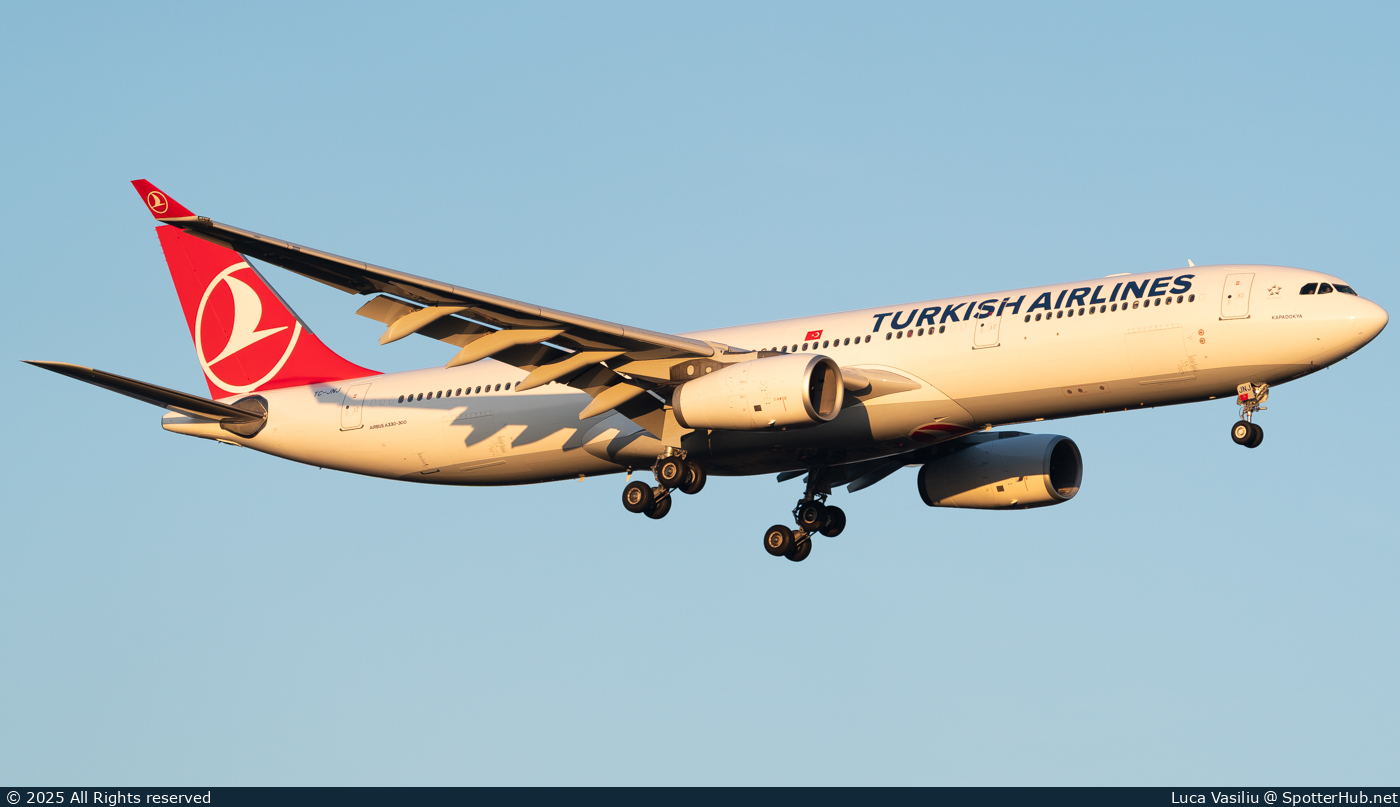 Photo of TC-JNJ - Airbus A330-343 operated by Turkish Airlines