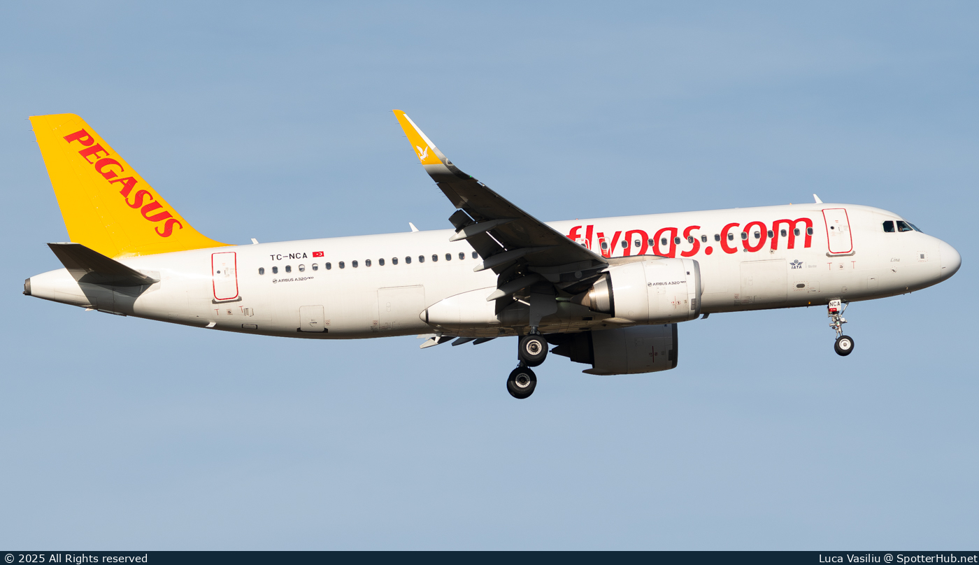 Photo of TC-NCA - Airbus A320-251N operated by Pegasus Airlines