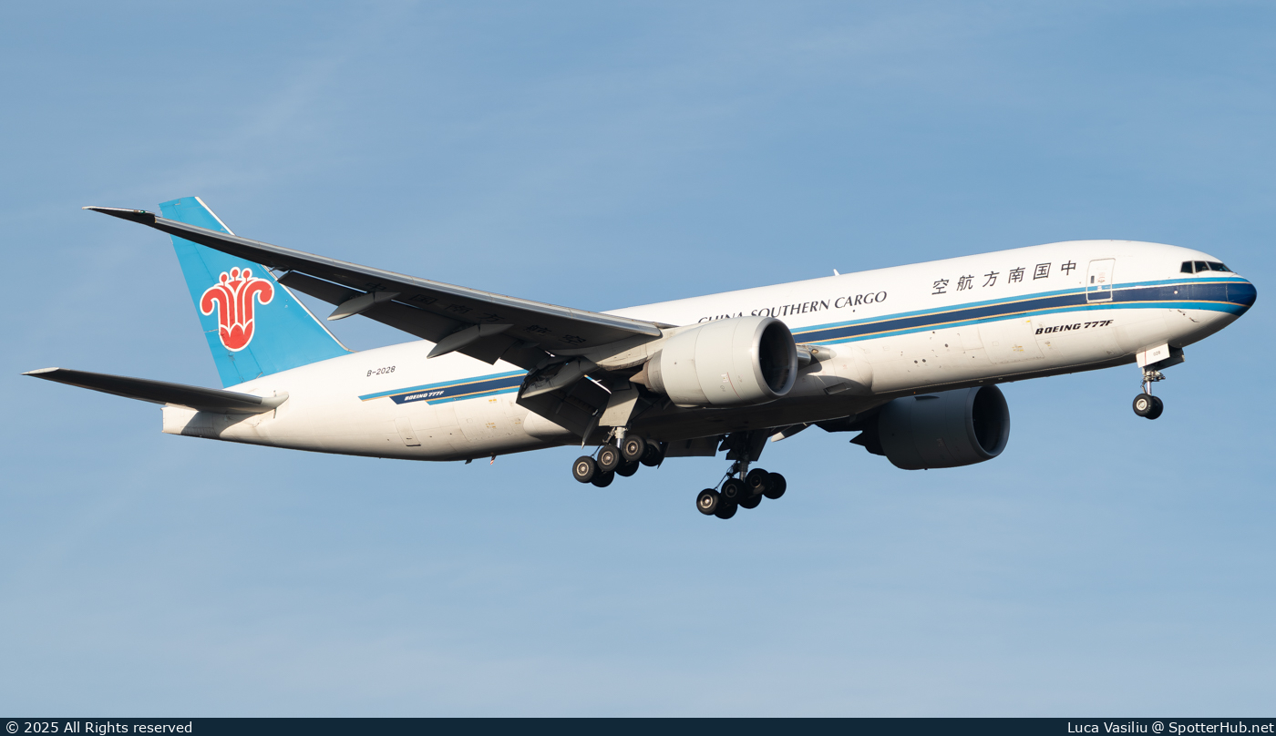 Photo of B-2028 - Boeing 777-F1B operated by China Southern Cargo