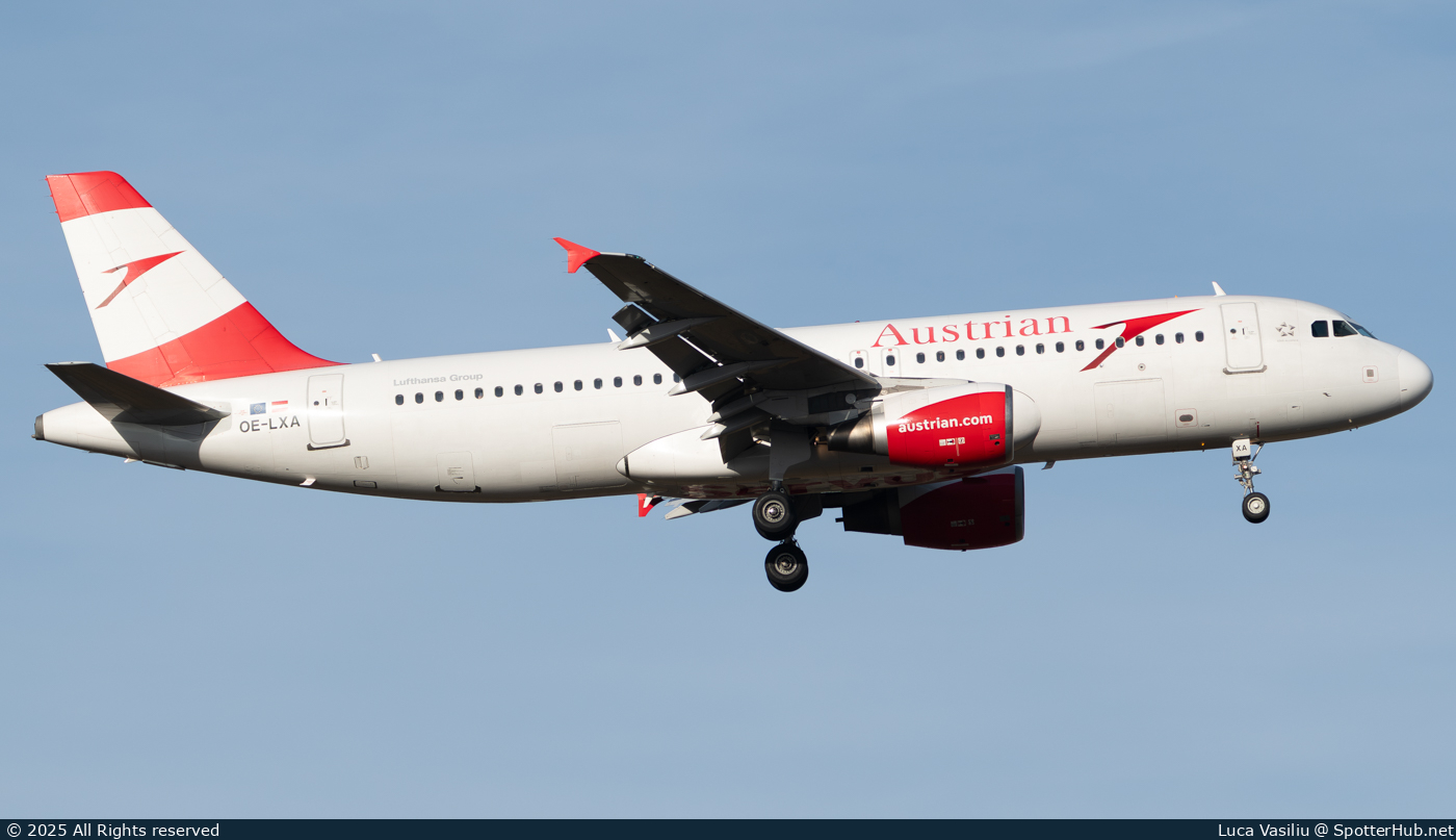 Photo of OE-LXA - Airbus A320-216 operated by Austrian Airlines