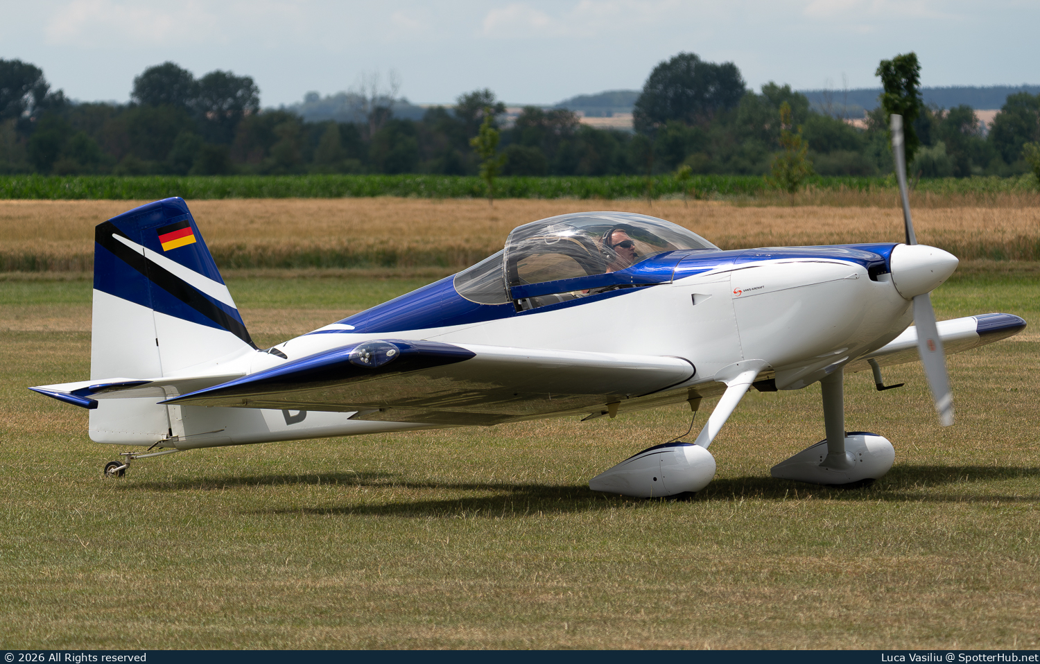 Photo of D-EEEG - Vans RV-7 operated by Private