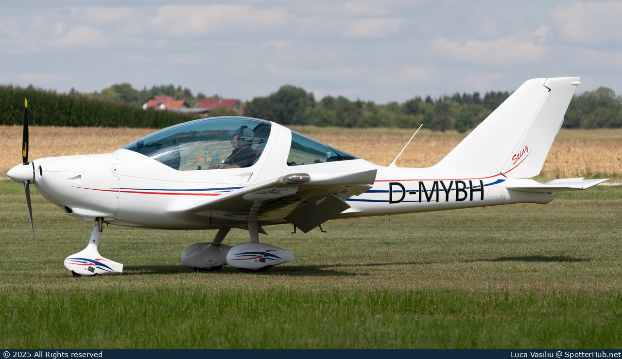 Photo of D-MYBH - TL Ultralight TL-2000 Sting S4 operated by Private