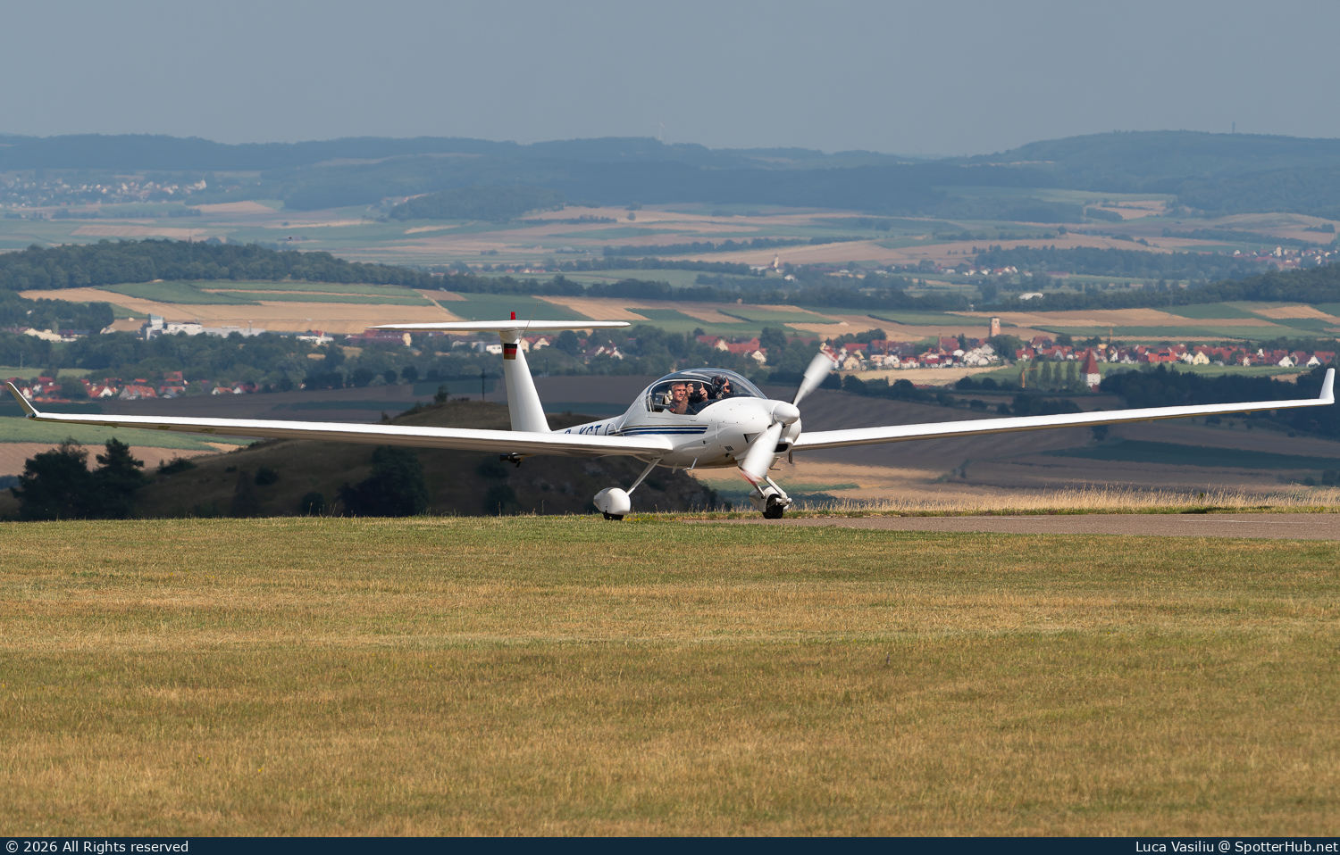 Photo of D-KGTJ - Diamond HK36TTC Super Dimona operated by Fliegergruppe Bopfingen