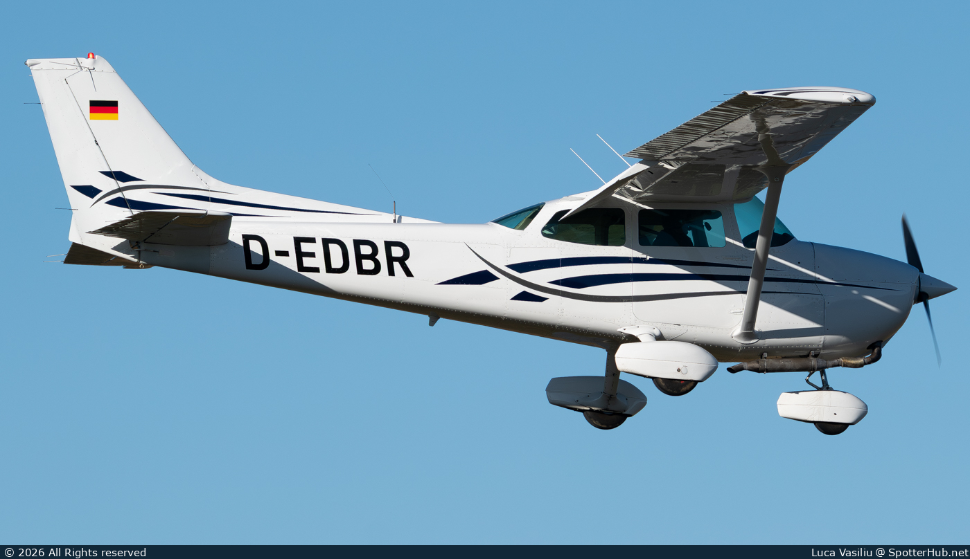 Photo of D-EDBR - Reims-Cessna F172P Skyhawk II operated by Luftsportring Aalen