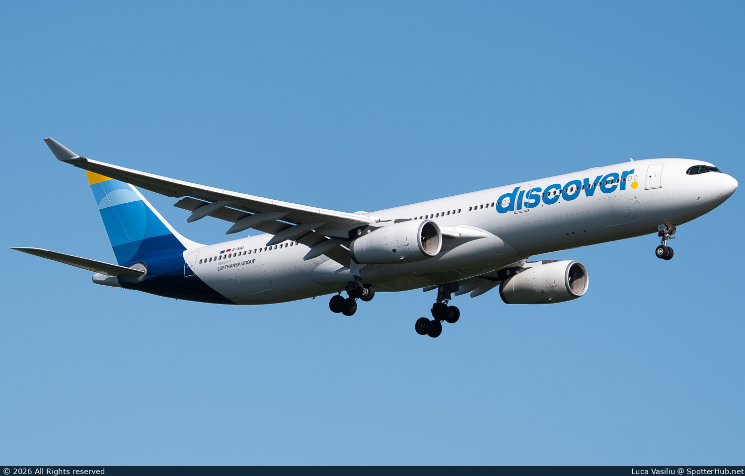 Photo of D-AIKI - Airbus A330-343 operated by Discover Airlines