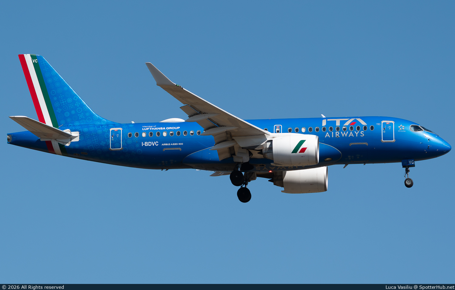 Photo of I-BDVC - Airbus A220-100 operated by ITA Airways