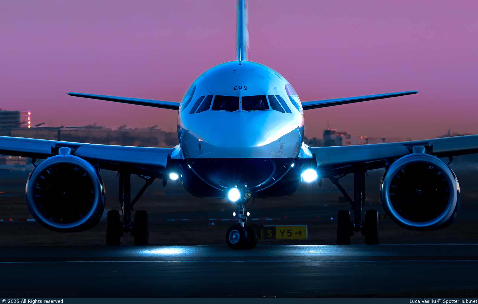Photo of G-NEOS - Airbus A321-251NX operated by British Airways