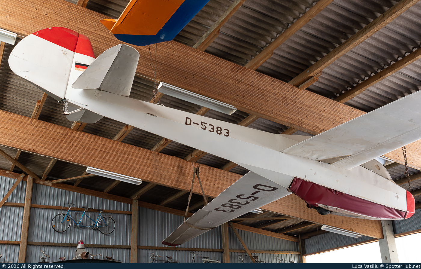 Photo of D-5383 - Scheibe Mü 13E Bergfalke operated by Private