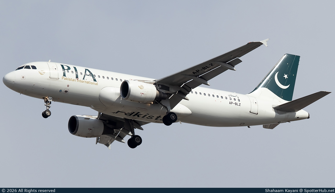 Photo of AP-BLZ - Airbus A320-216 operated by PIA Pakistan International Airlines
