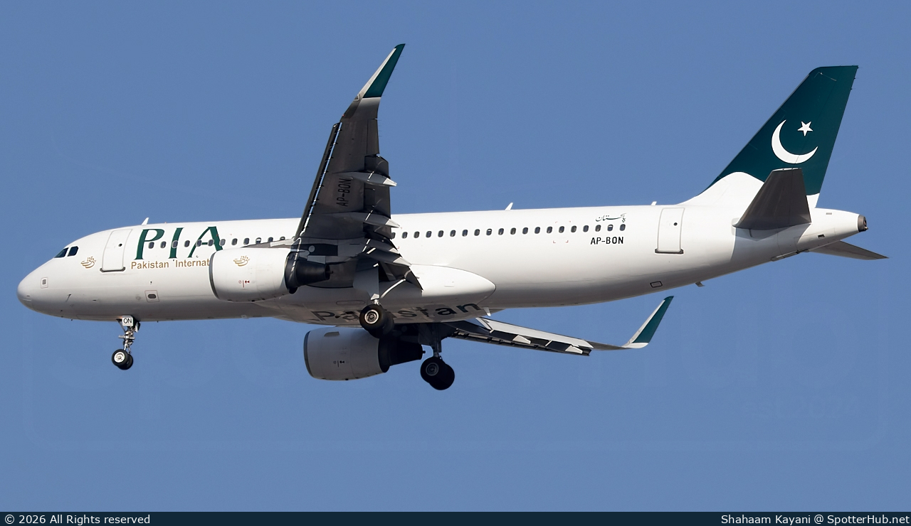 Photo of AP-BON - Airbus A320-214 operated by PIA Pakistan International Airlines