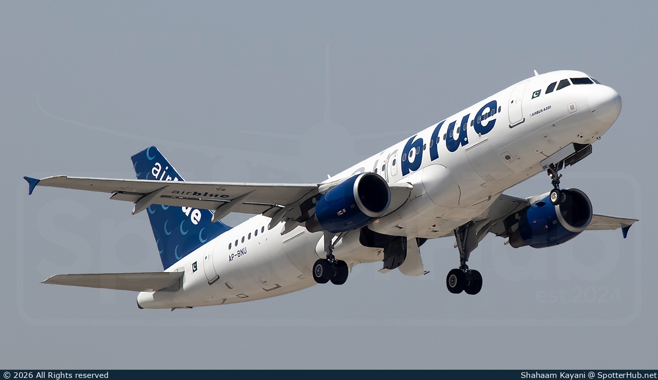 Photo of AP-BNU - Airbus A320-214 operated by Airblue