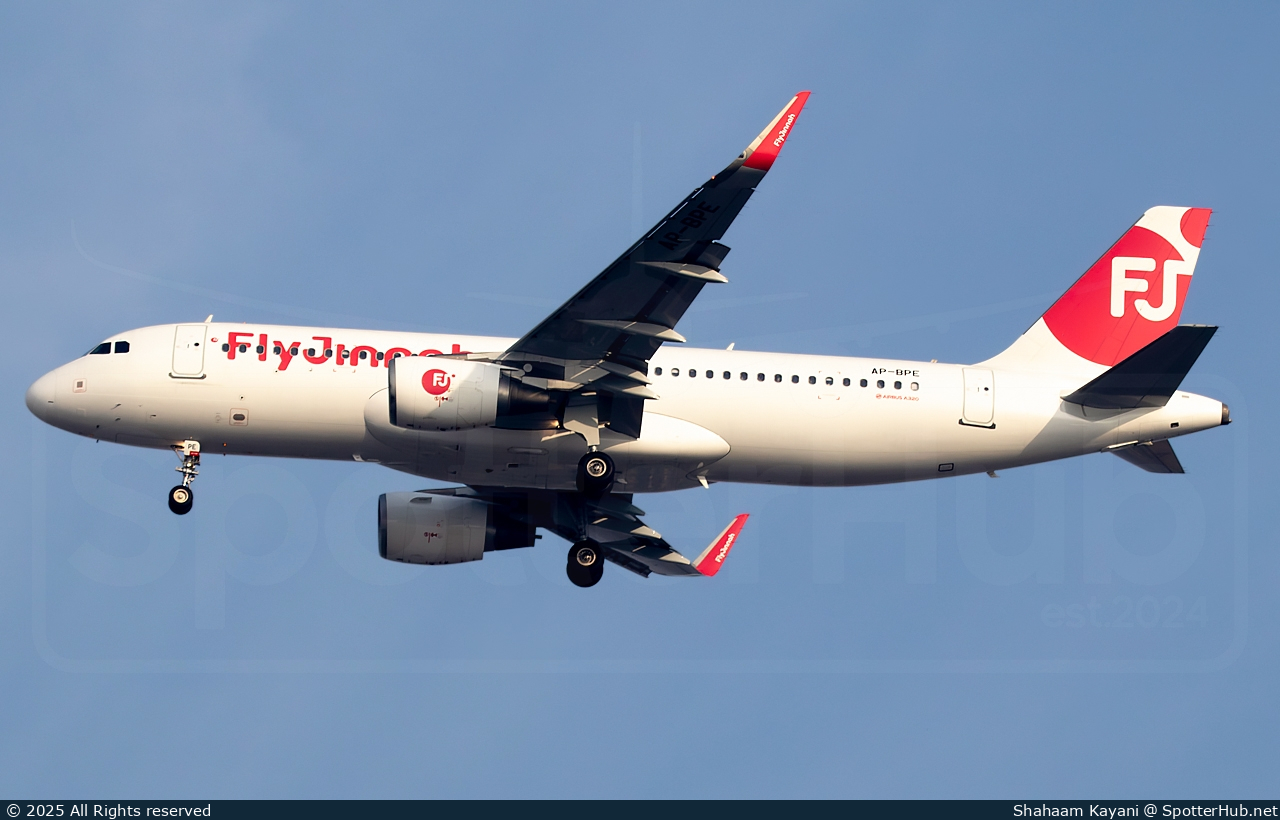 Photo of AP-BPE - Airbus A320-214 operated by Fly Jinnah